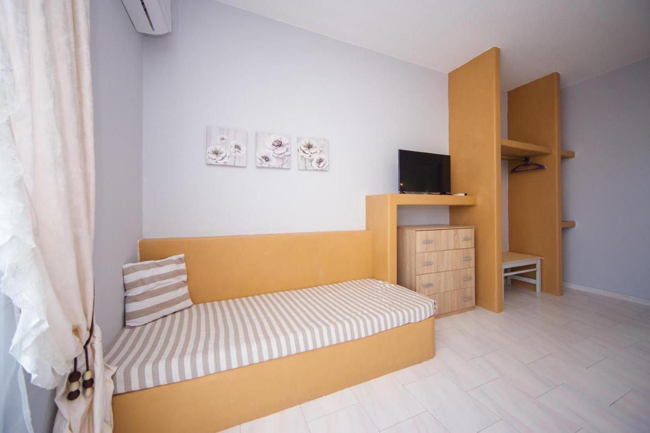 Sunset Apartments 阿彻奇洛斯 外观 照片