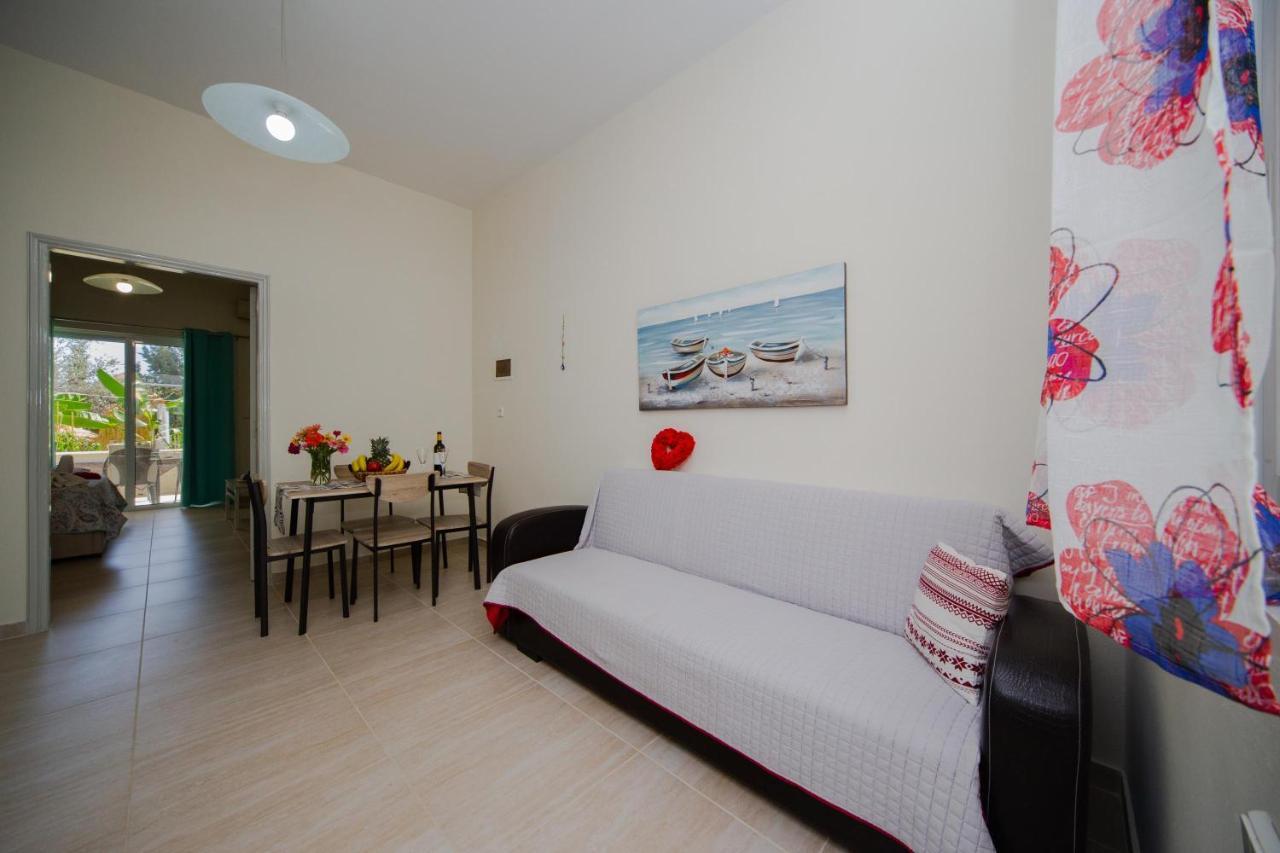 Sunset Apartments 阿彻奇洛斯 外观 照片